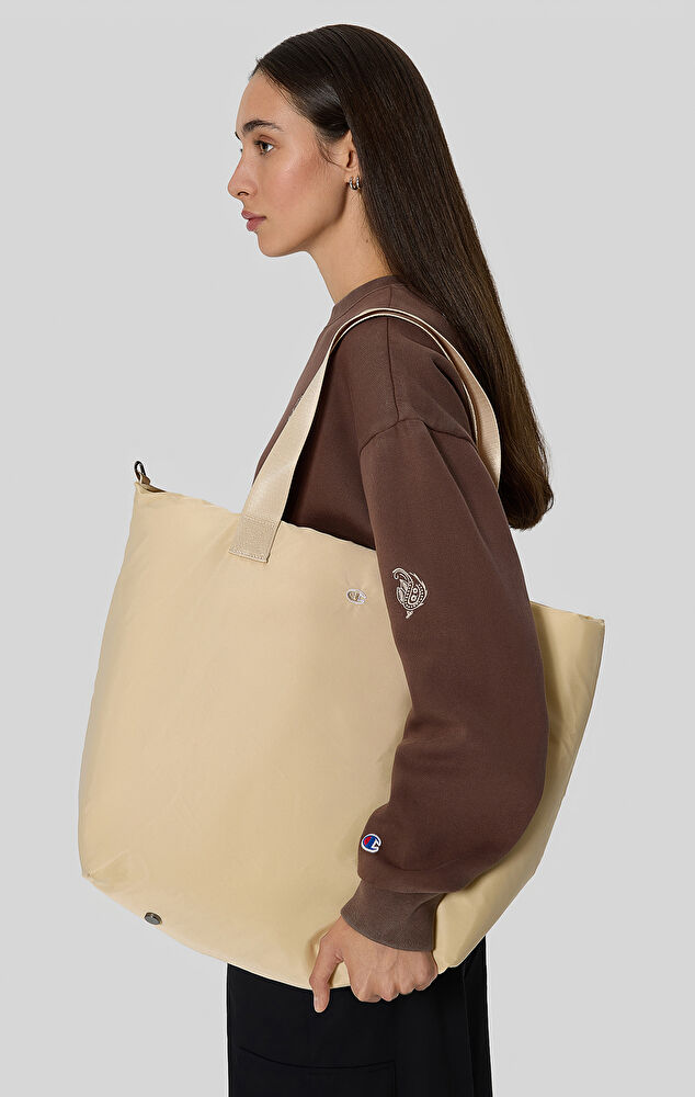 Medium Shoulder Bag