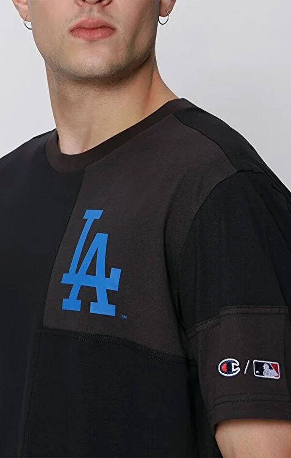 Crewneck T-Shirt