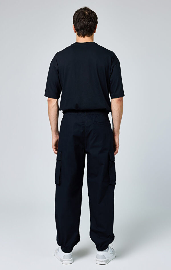 Elastic Cuff Cargo Pant