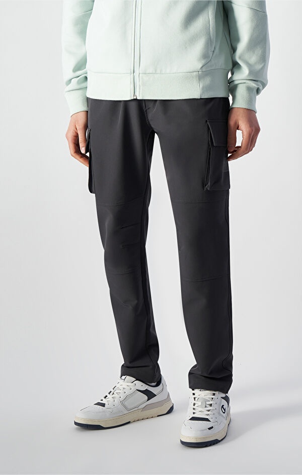 Elastic Cuff Cargo Pant