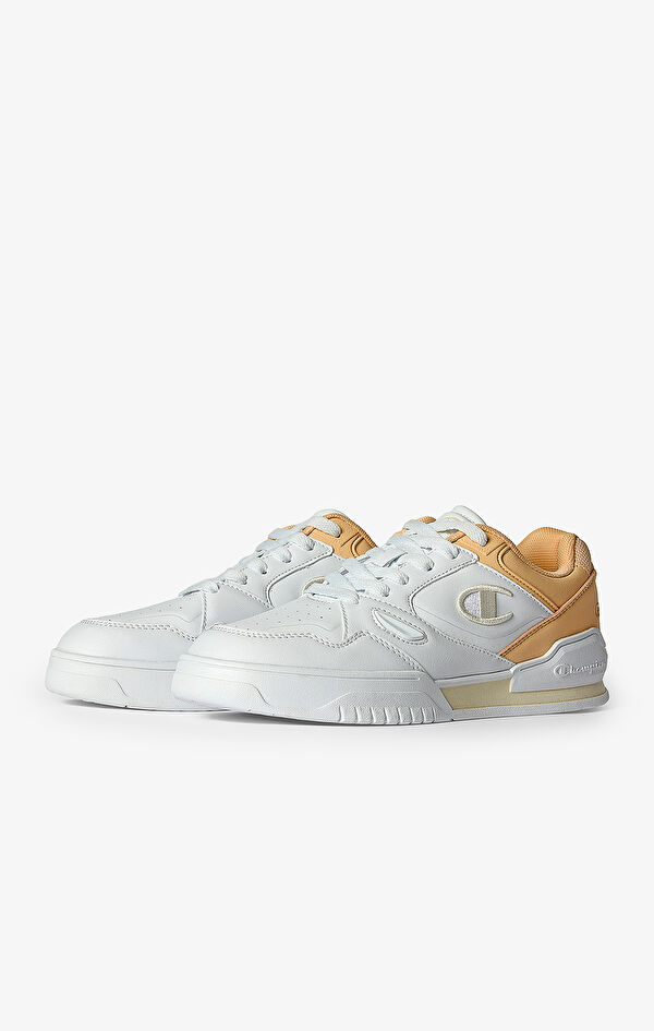 3 Point Low Tech Low Cut Shoe