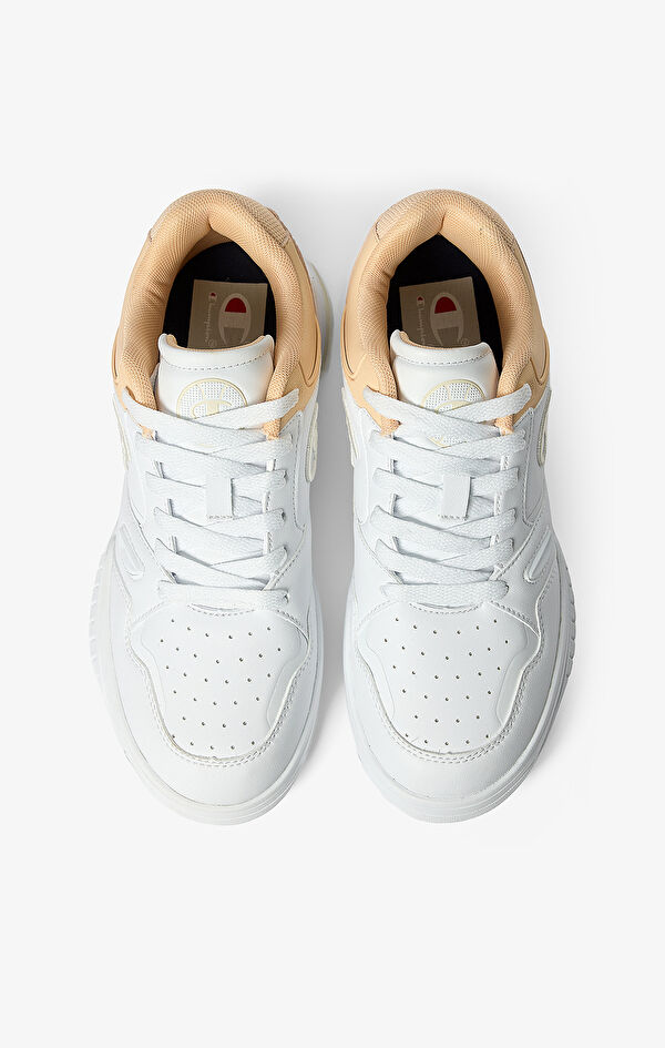 3 Point Low Tech Low Cut Shoe
