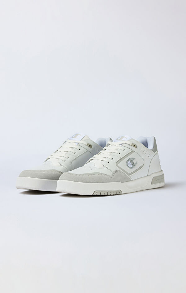 3 On Low Cut Shoe