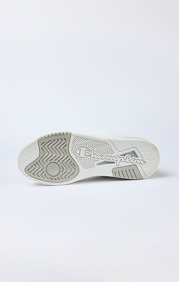 3 On Low Cut Shoe