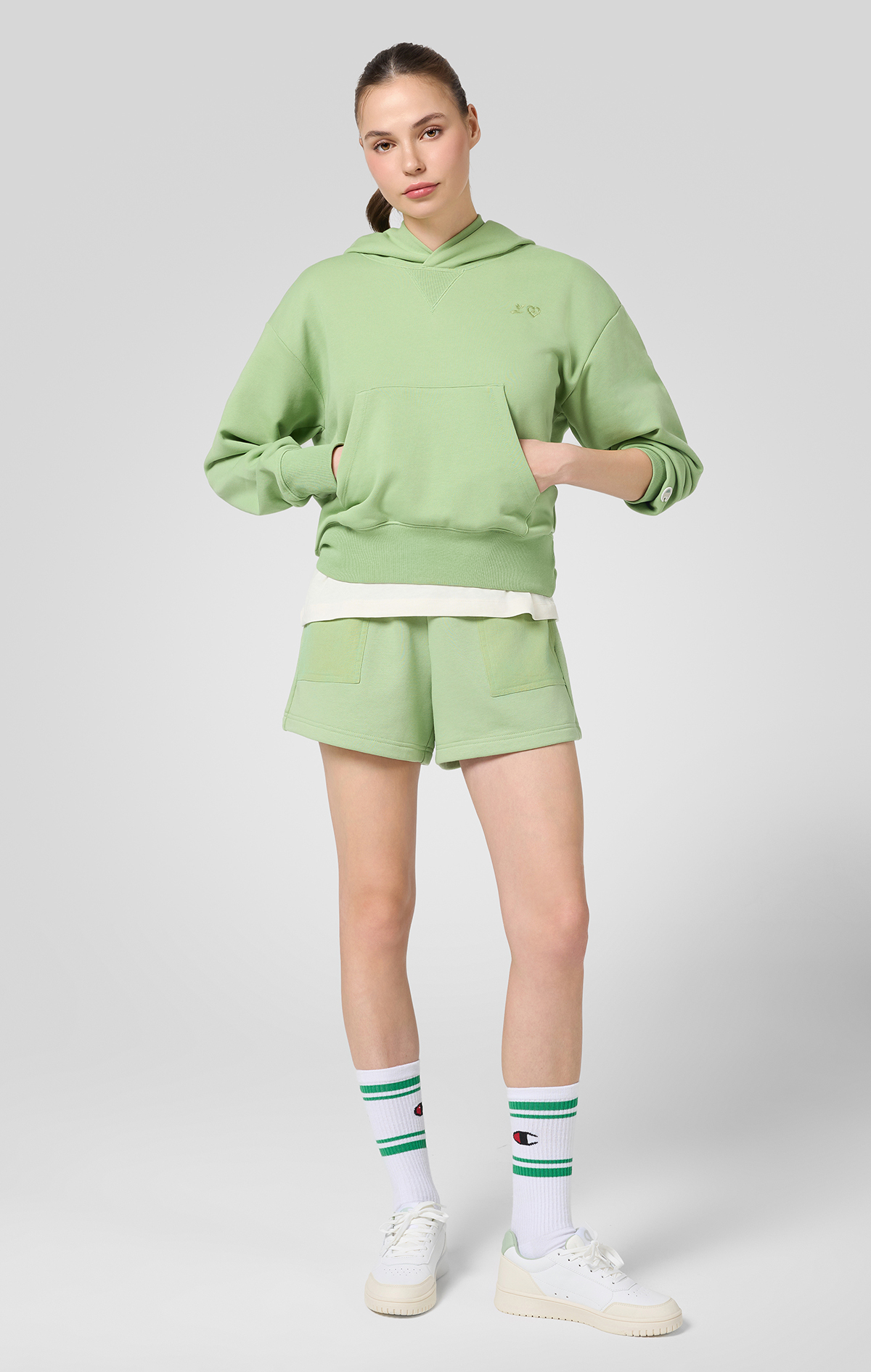 Eco Future Kadın Yeşil Standard Fit Hooded Sweatshirt | Champion