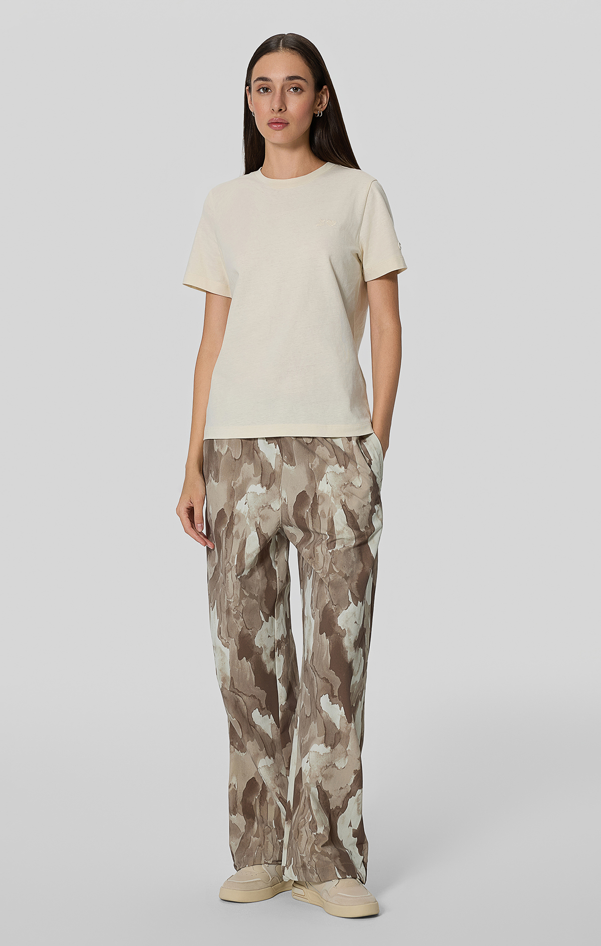 Eco Future Kadın Bej Standard Fit SS Tee | Champion Türkiye