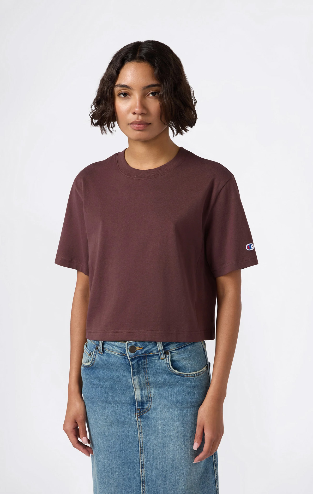 Reverse Weave Core Kadın Siyah Standard Fit Crop SS Tee | Champion