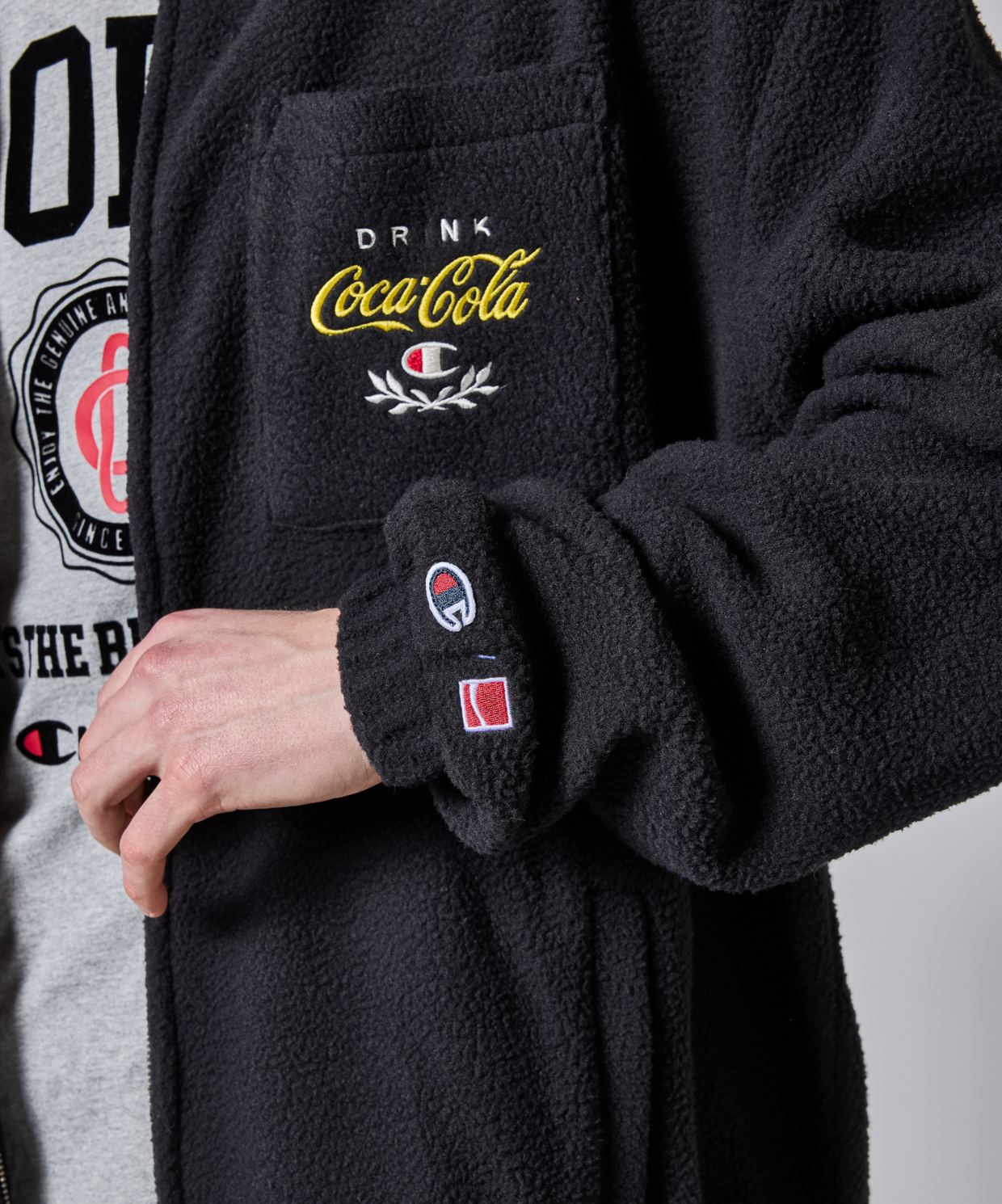 Champion x Coca Cola Erkek Siyah Cozy Fit Full Zip Top | Champion