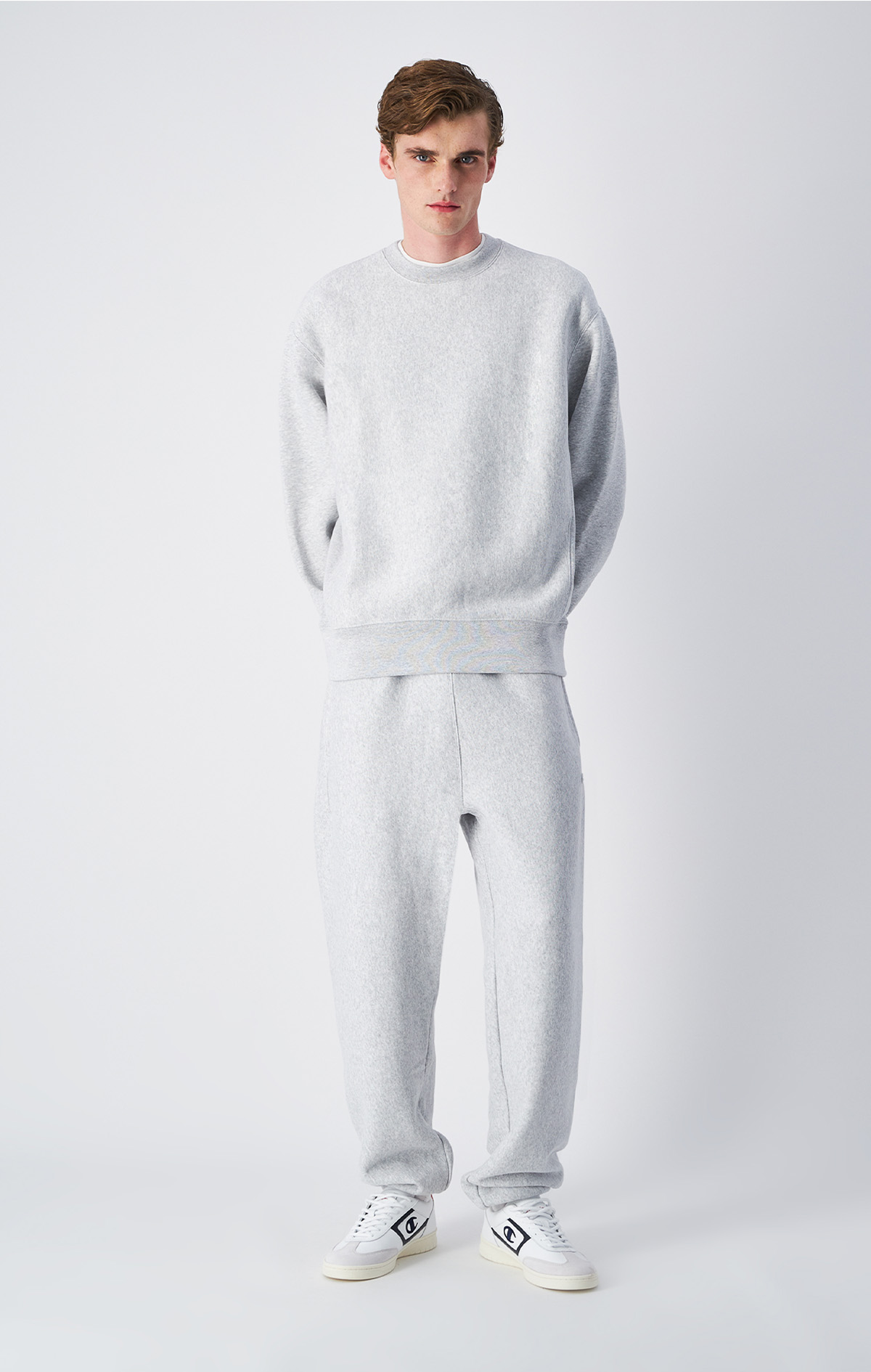 ëOGGë  Guess Ceilia Taşlı Logolu Relaxed Fit Ribanalı Paça Jogger