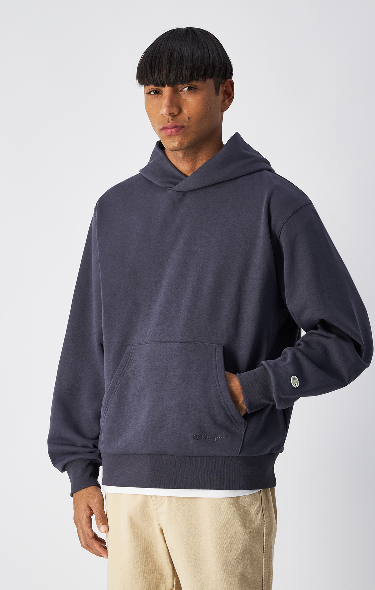 Eco Future Erkek Beyaz Standard Fit Hooded Sweatshirt | Champion