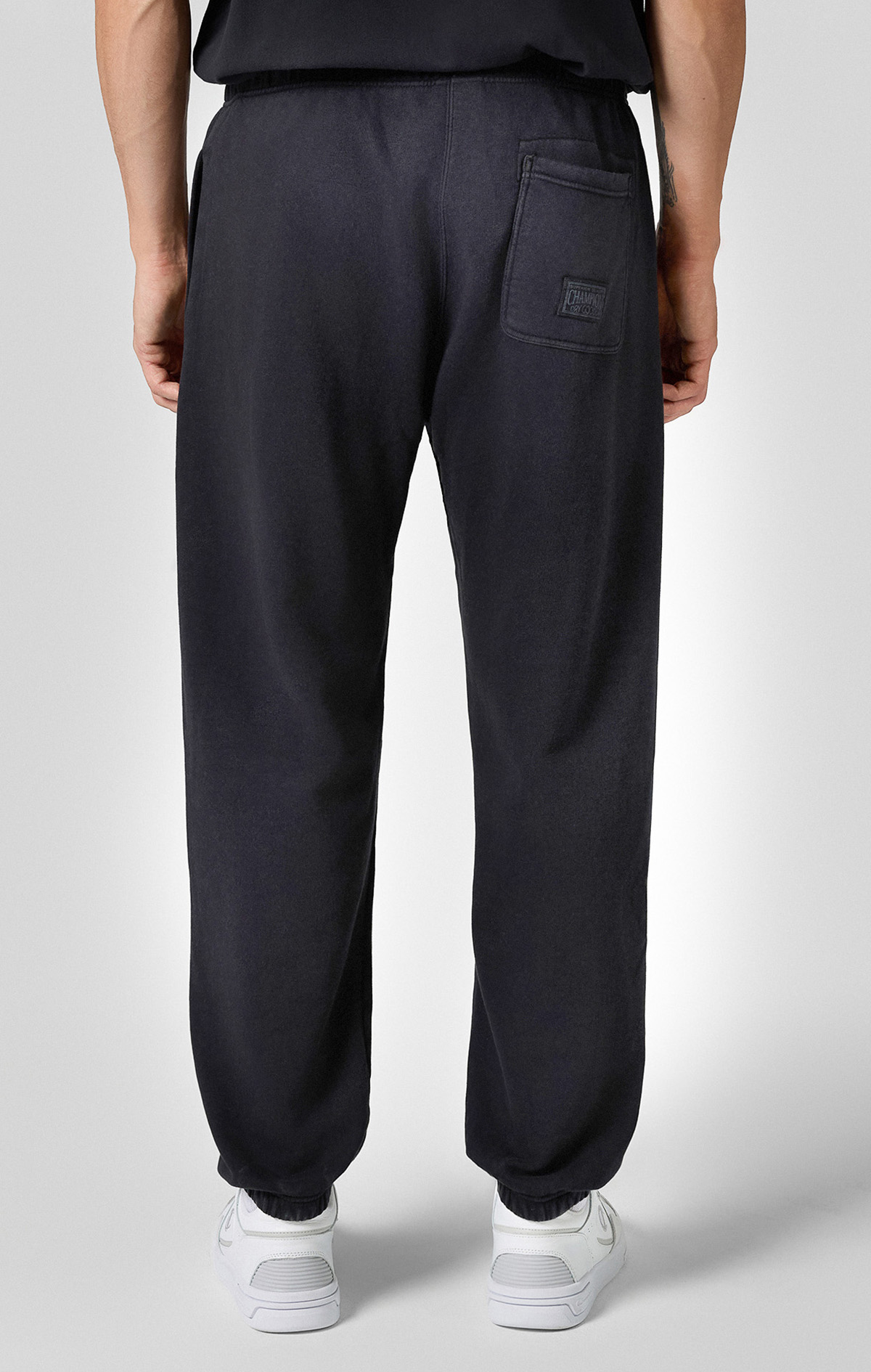 Time Capsule Erkek Siyah Loose Fit Elastic Cuff Pants | Champion