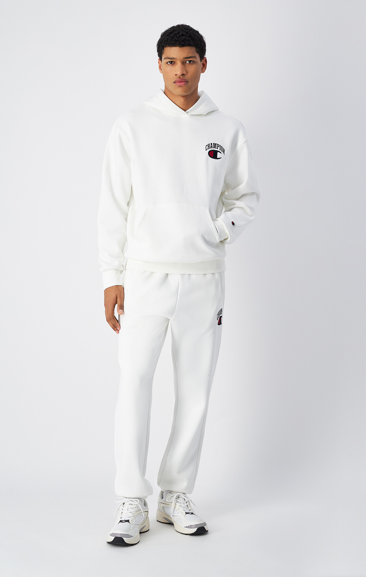 Street Varsity Erkek Beyaz Standard Fit Elastic Cuff Pants