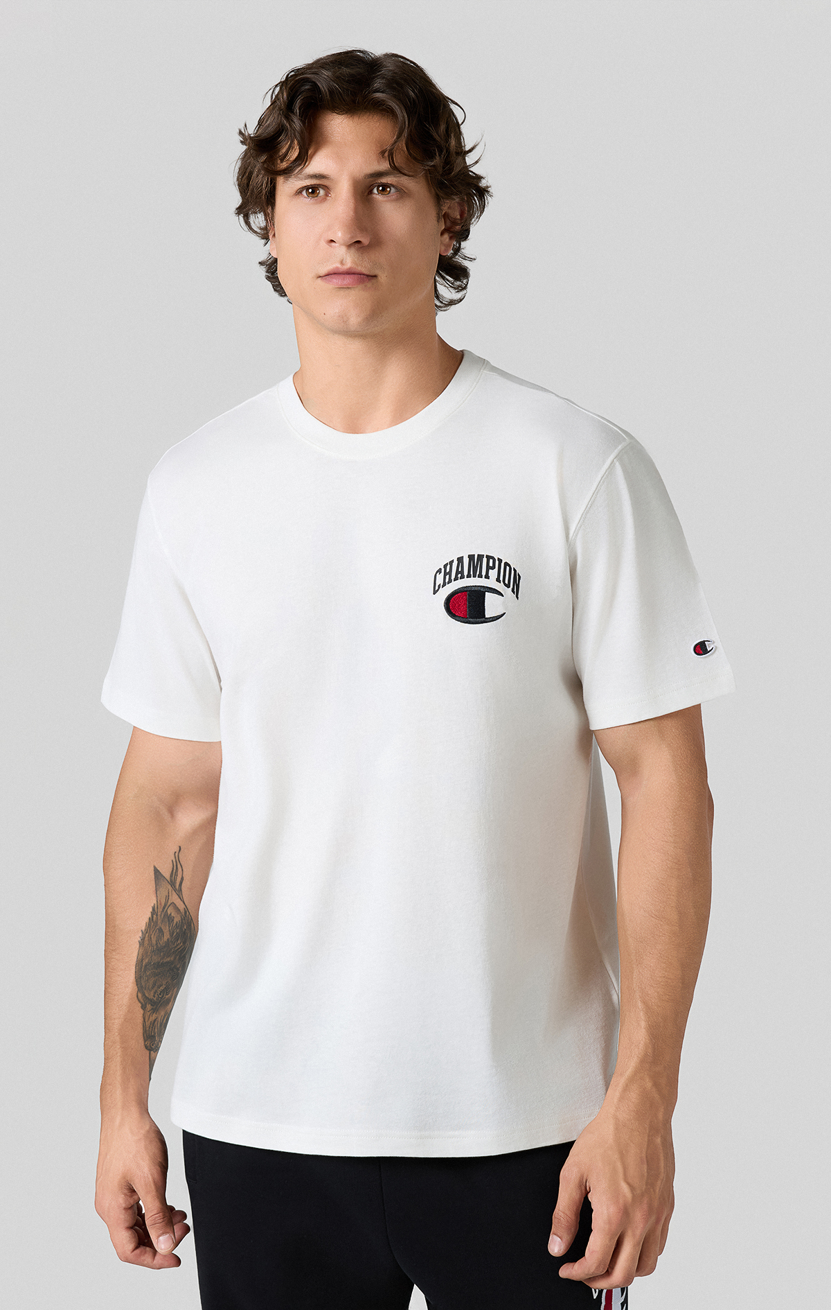 Street Varsity Erkek Siyah Standard Fit SS Tee | Champion Türkiye