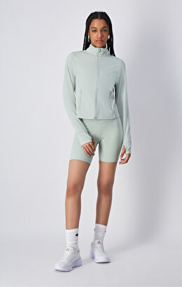 Short Tight